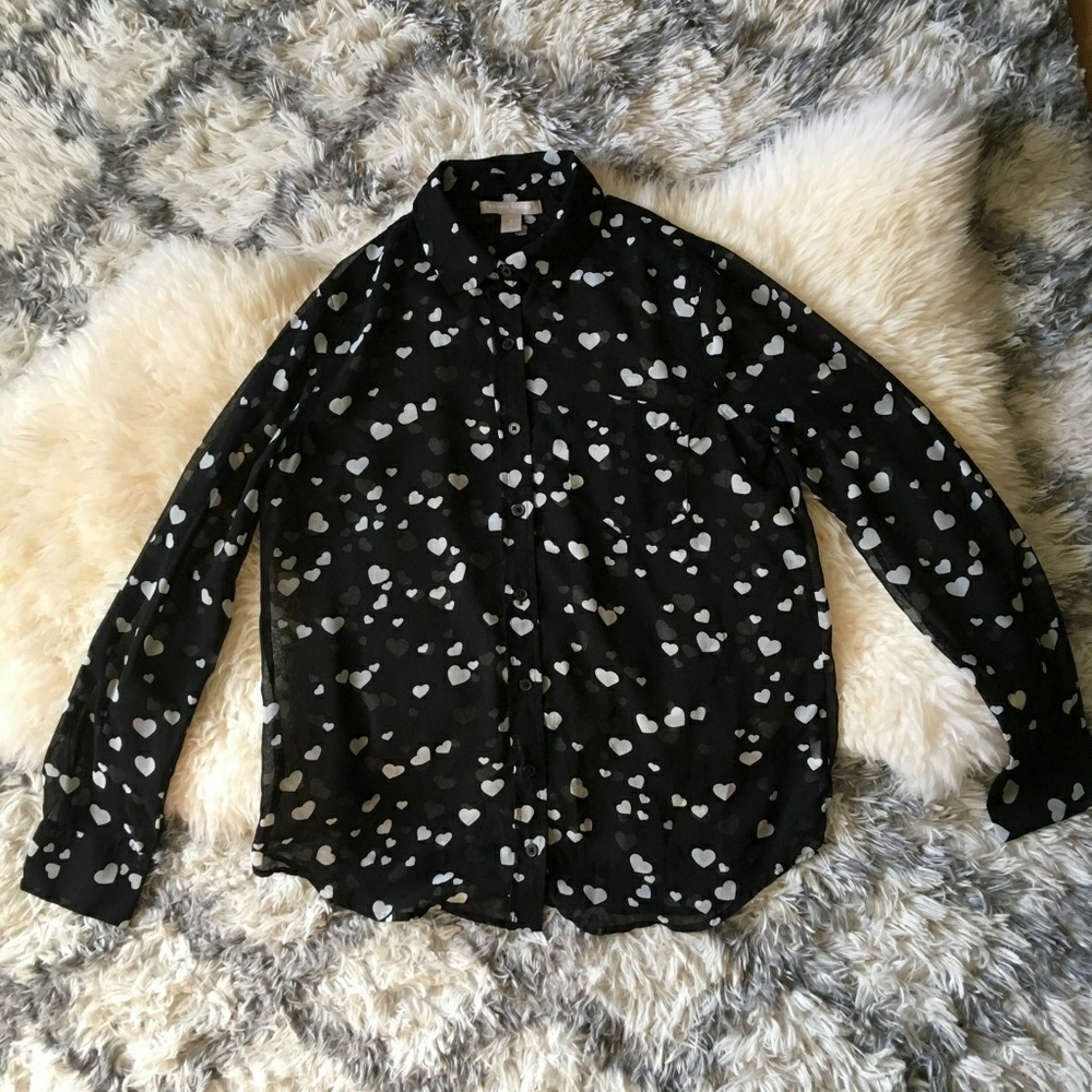 {Banana Republic} black & white hearts button down